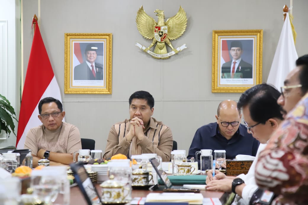 Mendagri Dorong Pemda Percepat Pendataan Rumah Warga Terdampak Bencana di Sumatera