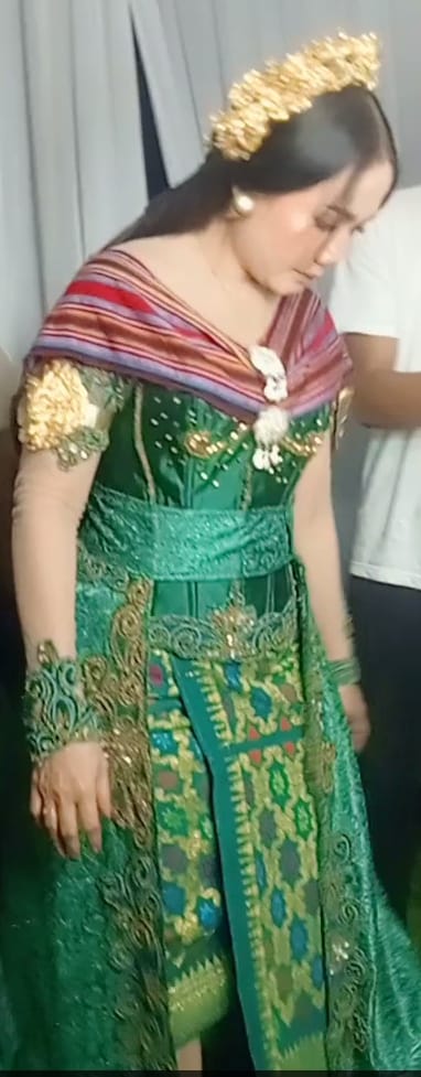 Erni Artis Lokal Ungkap Tampil Bernyanyi Di Event Bau Nyale Merasa Diistimewakan